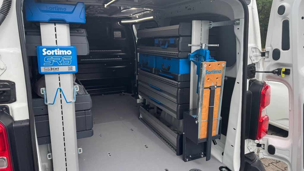 Opel Vivaro 125.000 km 15.900 &euro; Hockenheim 68766