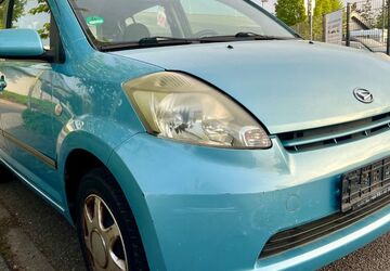 Daihatsu Sirion 132.000 km 1.990 &euro; Eppelheim 69214