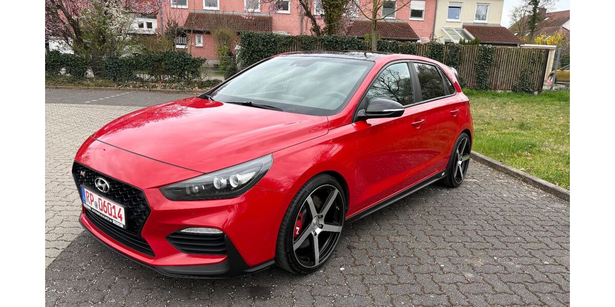 Hyundai i30 101.650 km 16.850 &euro; Schifferstadt 67105