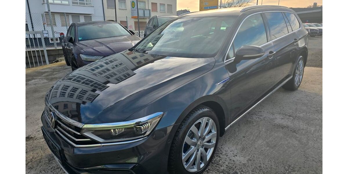 VW Passat Variant 162.000 km 21.690 &euro; Mannheim 68159