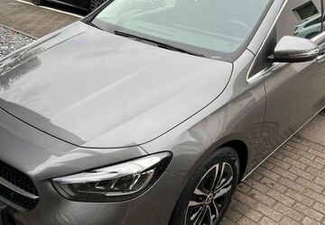 Mercedes-Benz B 200 15.033 km 26.990 &euro; Mannheim 68307