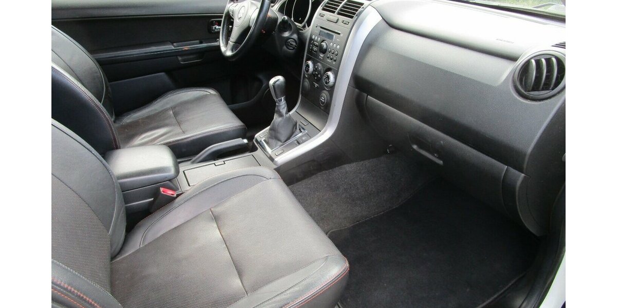 Suzuki Grand Vitara 1.6 Black and White 149.800 km 9.985 &euro; Hirschberg 69493