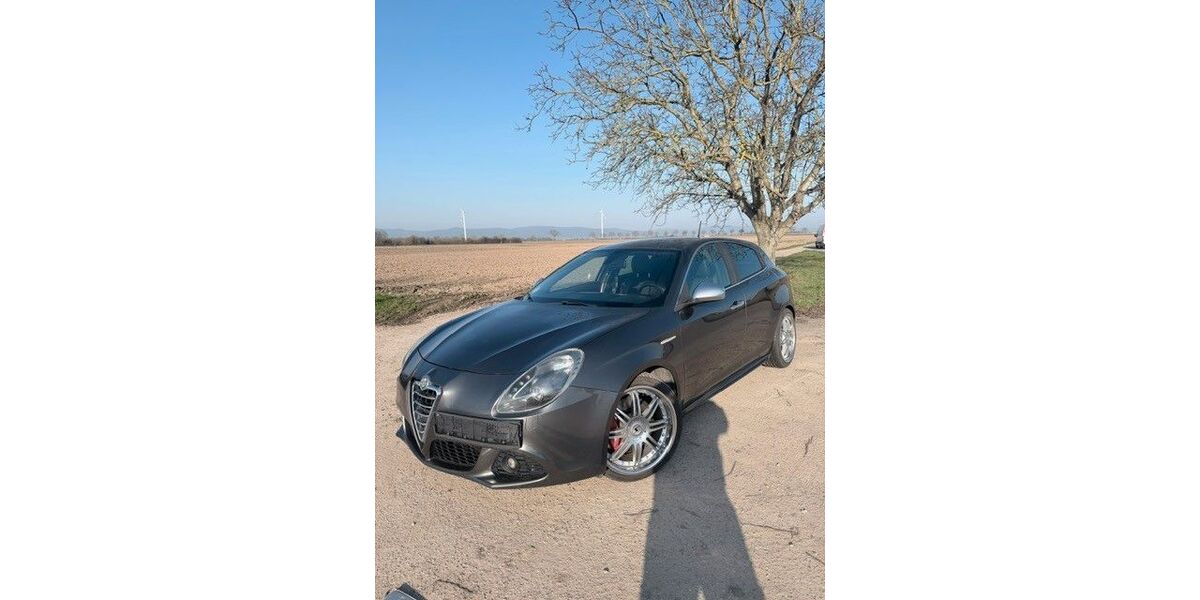 Alfa Romeo Giulietta 203.599 km 5.200 &euro; Böhl-Iggelheim 67459