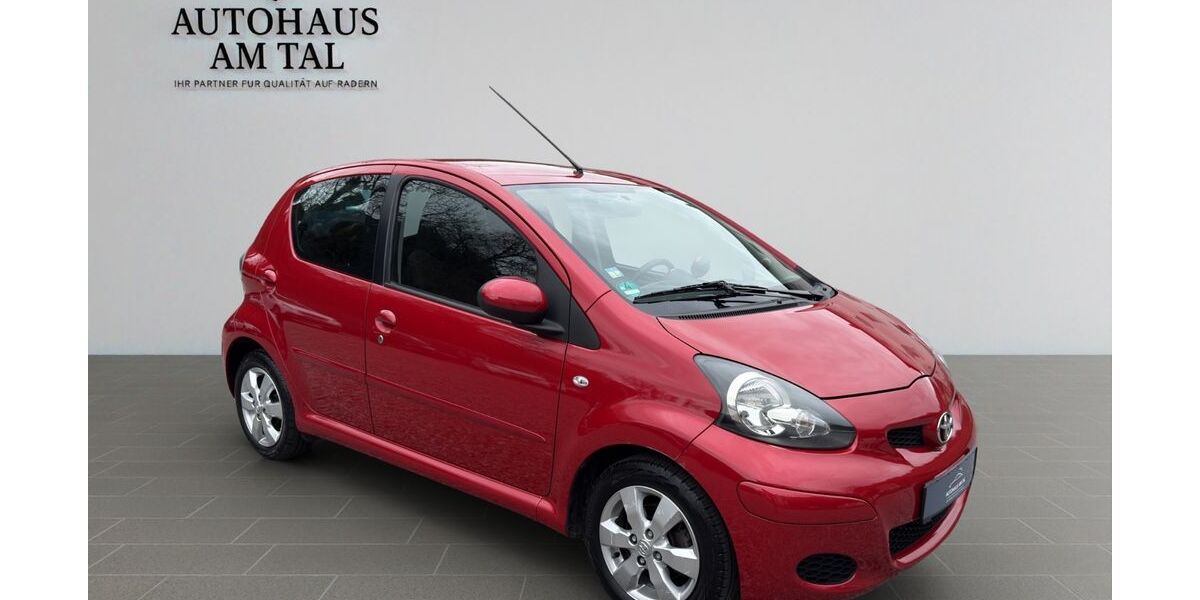 Toyota Aygo (X) 136.600 km 3.990 &euro; Gorxheimertal 69517