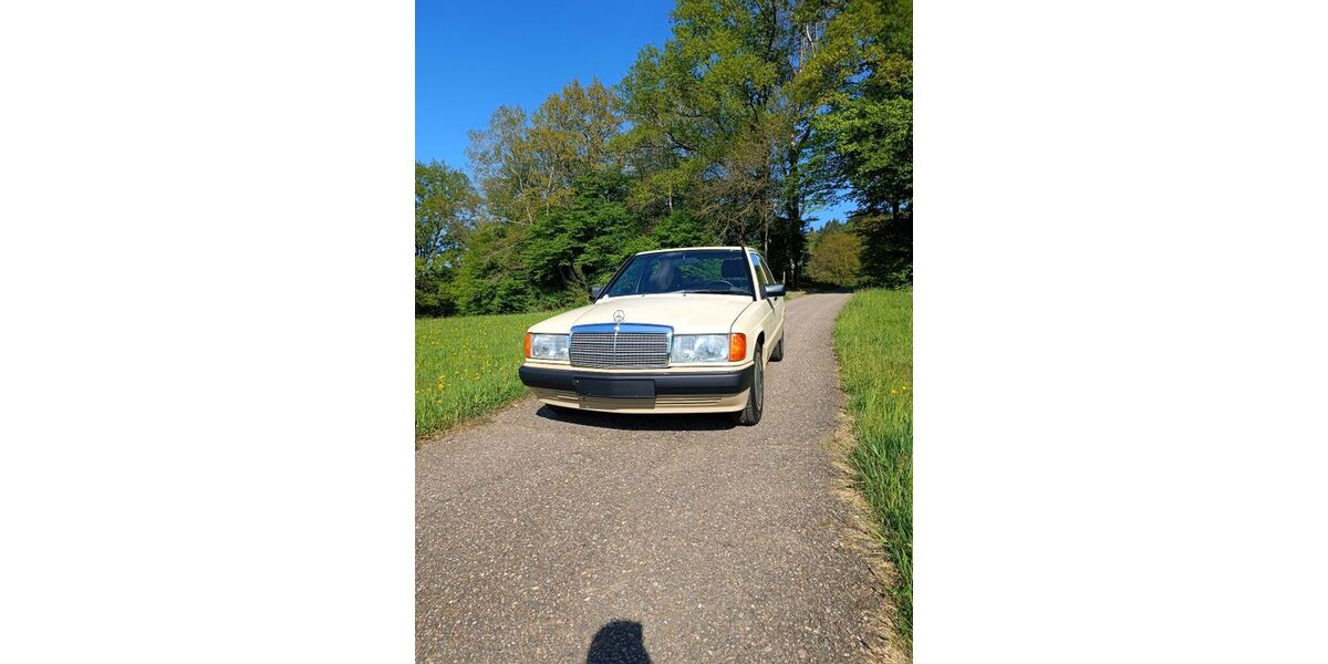 Mercedes-Benz 190 29.460 km 22.900 &euro; Eberbach 69412