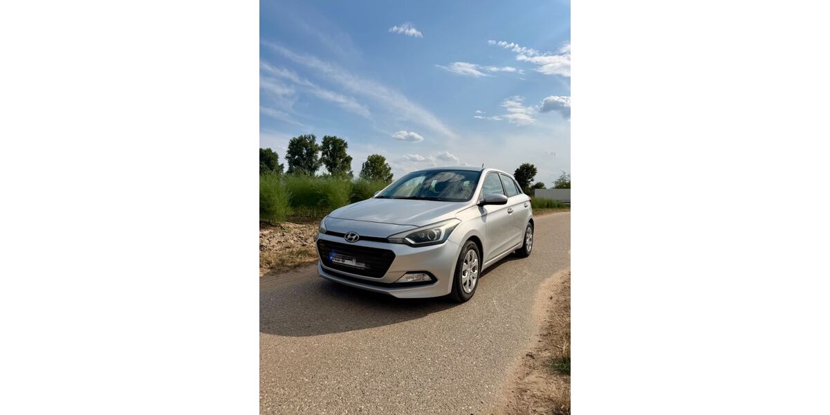 Hyundai i20 120.750 km 6.990 &euro; Ketsch 68775
