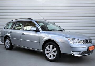 Ford Mondeo 61.800 km 8.990 &euro; Forst 76694