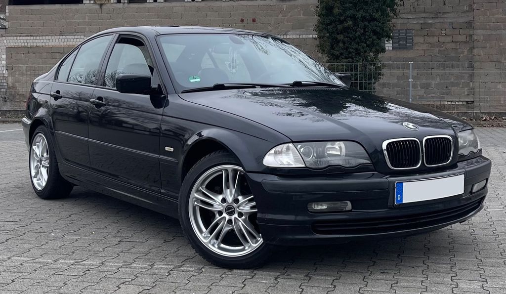 BMW 318 253.088 km 2.800 &euro; Speyer 67346