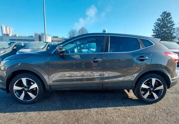 Nissan Qashqai 171.000 km 10.700 &euro; Mannheim 68199