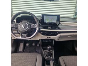 Suzuki Swift 1.2 Dualjet Hybrid MT Comfort Ganzjahresreif 2.389 km 17.450 &euro; Obrigheim-Asbach 74847