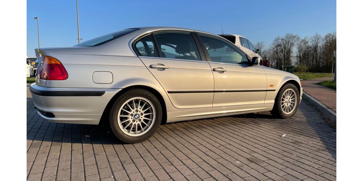 BMW 320 73.000 km 11.500 &euro; Ludwigshafen 67063