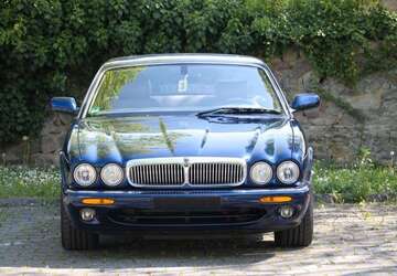 Jaguar XJ 176.500 km 24.999 &euro; Heppenheim 64646