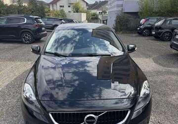 Volvo V40 143.000 km 8.500 &euro; Leimen 69181