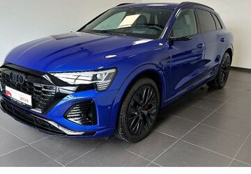 Audi Q8 e-tron 4.881 km 75.450 &euro; Walldorf 69190
