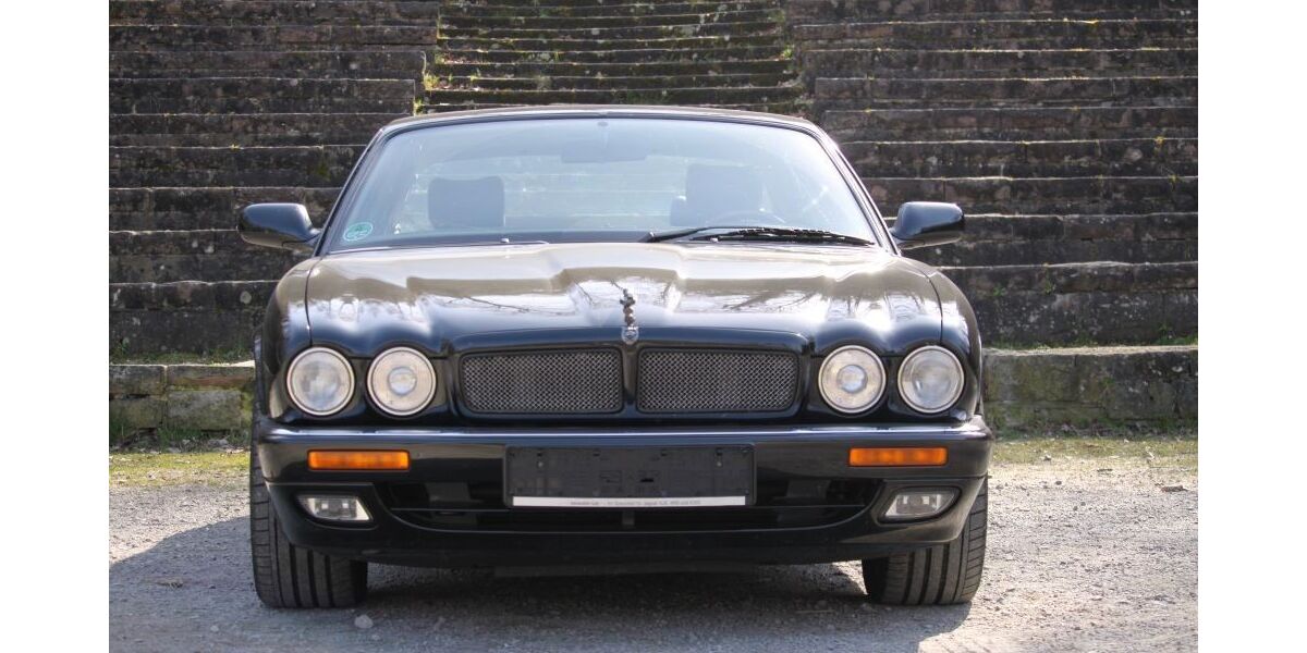 Jaguar XJR 128.500 km 39.999 &euro; Heppenheim 64646