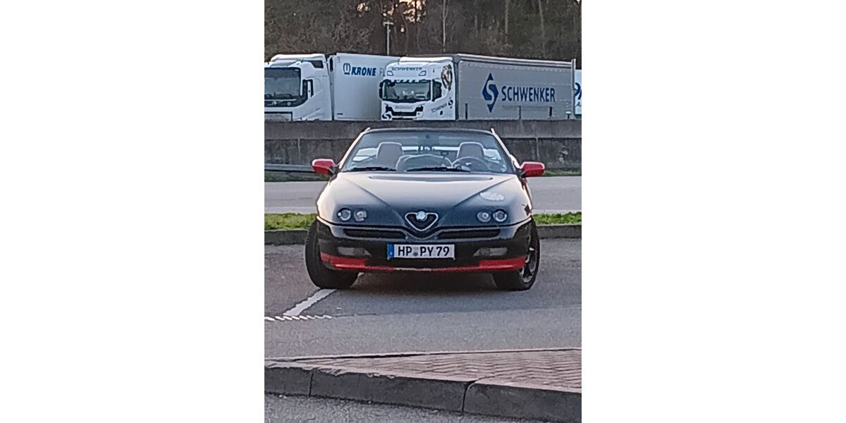 Alfa Romeo Spider 130.000 km 2.950 &euro; Heppenheim 64646