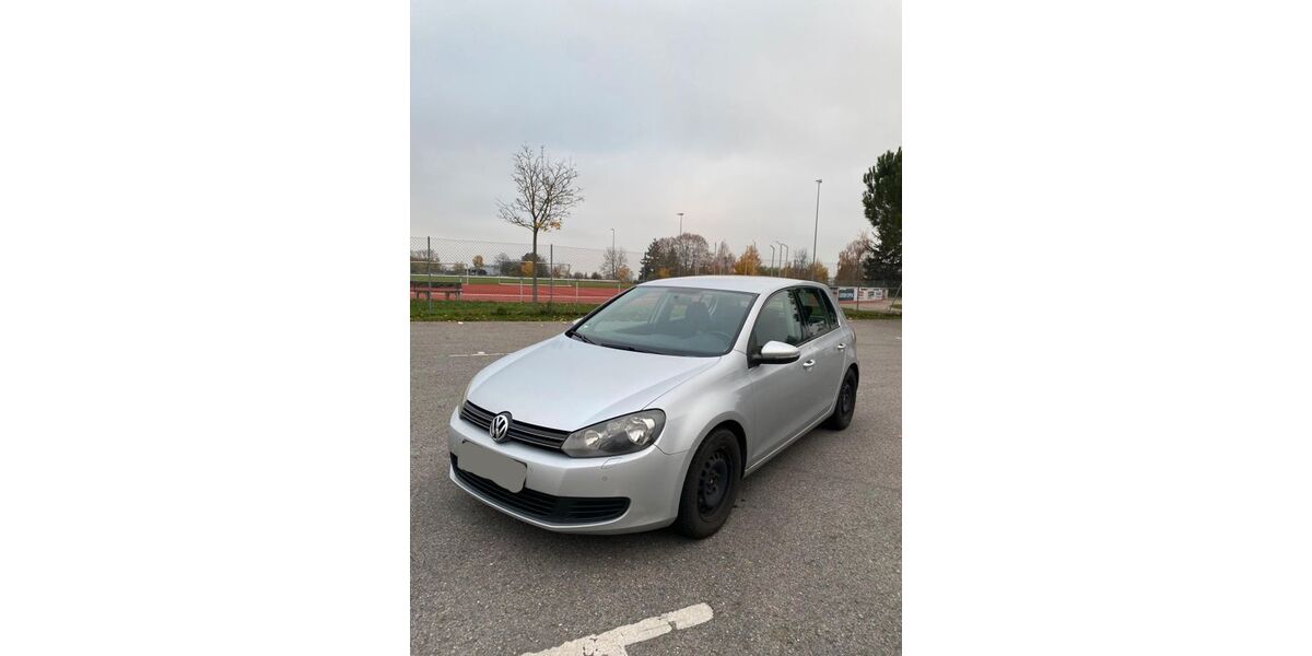 VW Golf 268.000 km 5.600 &euro; Östringen 76684