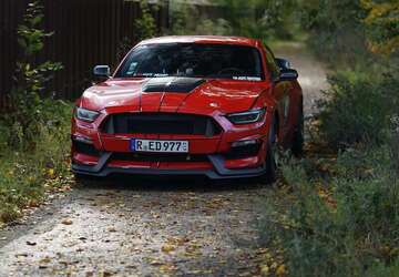 Ford Mustang 82.999 km 29.947 &euro; Östringen 76684