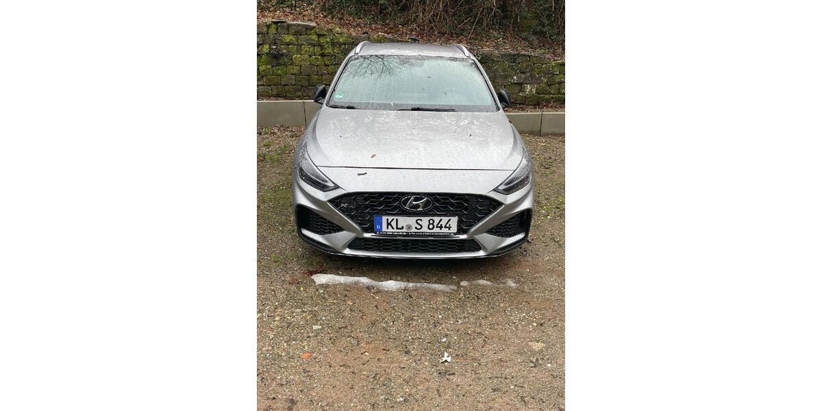 Hyundai i30 105.000 km 14.990 &euro; Neckargemünd 69151