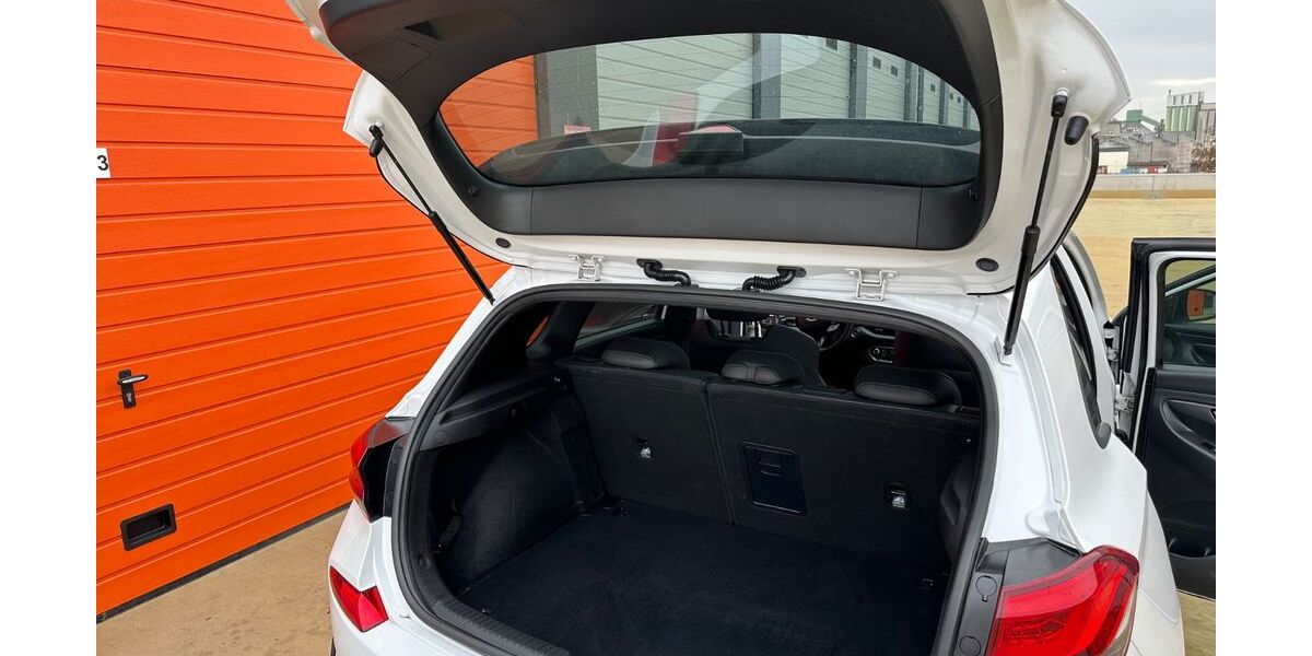 Hyundai i30 82.500 km 21.499 &euro; Nußloch 69226