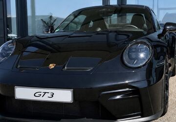 Porsche 992 3.690 km 219.992 &euro; Sinsheim 74889