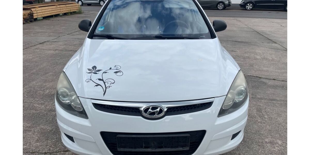 Hyundai i30 221.800 km 2.999 &euro; Speyer 67346