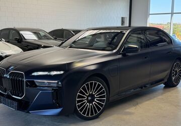 BMW 750 44.600 km 97.900 &euro; Mühlhausen 69242