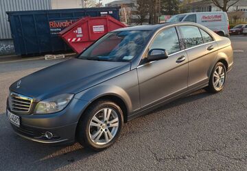 Mercedes-Benz 220 299.000 km 4.850 &euro; Heidelberg 69123