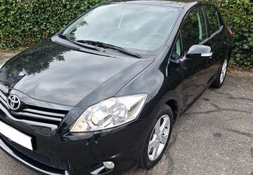 Toyota Auris 133.554 km 6.400 &euro; Walldorf 69190