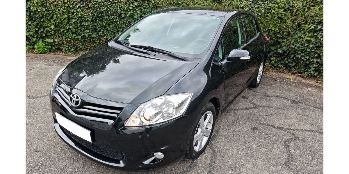 Toyota Auris 133.554 km 6.400 &euro; Walldorf 69190