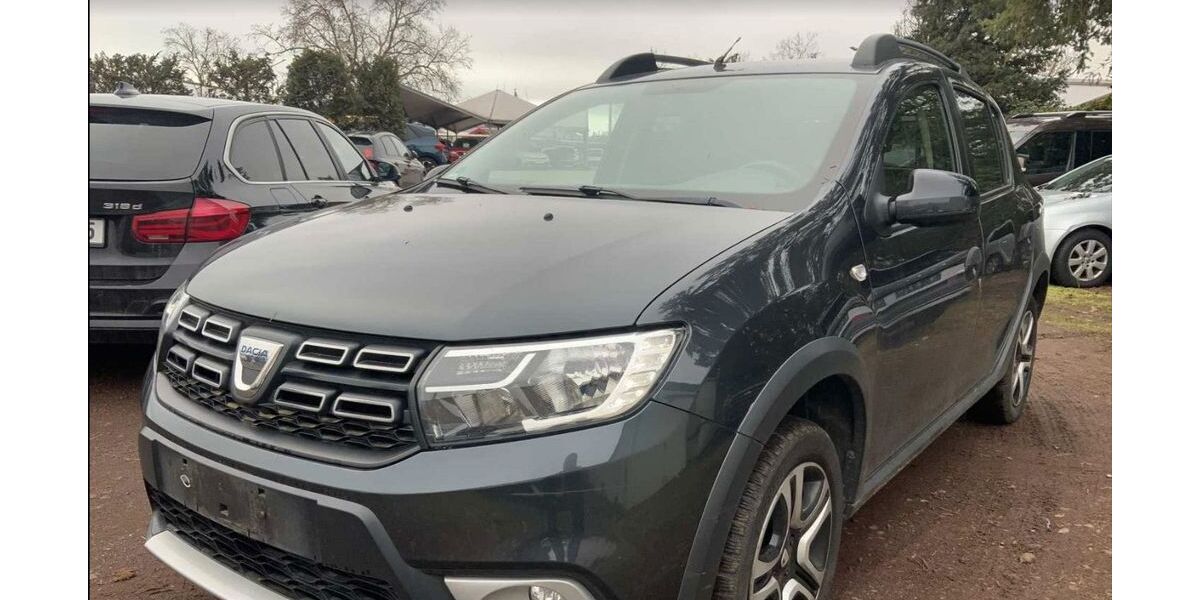 Dacia Sandero 80.000 km 8.600 &euro; Weinheim 69469