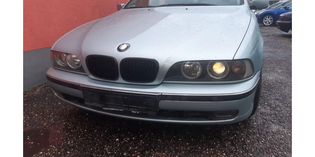 BMW 523 307.000 km 2.290 &euro; Forst / Bruchsal 76694