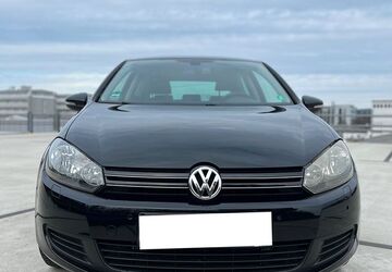 VW Golf 162.000 km 5.200 &euro; Sankt Leon-Rot 68789