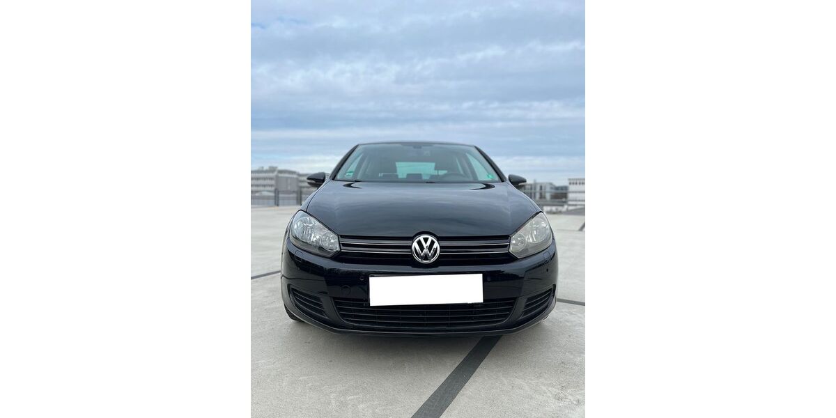 VW Golf 162.000 km 5.200 &euro; Sankt Leon-Rot 68789