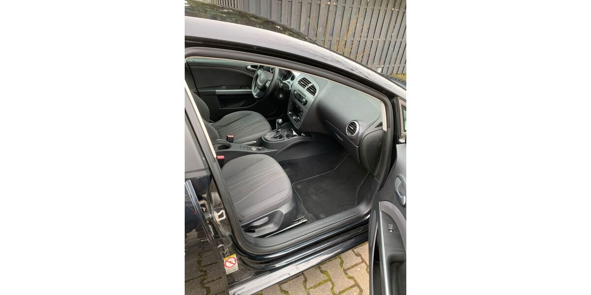 Seat Leon 117.000 km 5.900 &euro; Mannheim 68229