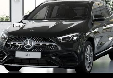 Mercedes-Benz GLA 200 14.000 km 41.890 &euro; Mannheim 68165