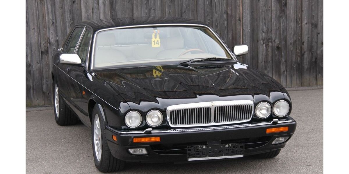 Jaguar Daimler 103.280 km 39.999 &euro; Heppenheim 64646