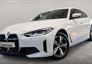 BMW i4 15.357 km 43.970 &euro; Mannheim 68169