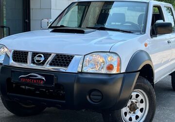 Nissan Navara 133.000 km 7.900 &euro; Weinheim 69469