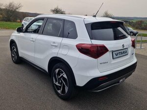 Suzuki Vitara 1.4 Boosterjet Hybrid Allgrip Comfort+ Gara 2.500 km 28.140 &euro; Obrigheim-Asbach 74847
