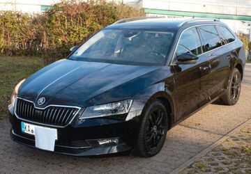 Skoda Superb 163.600 km 19.500 &euro; Ubstadt-Weiher 76698