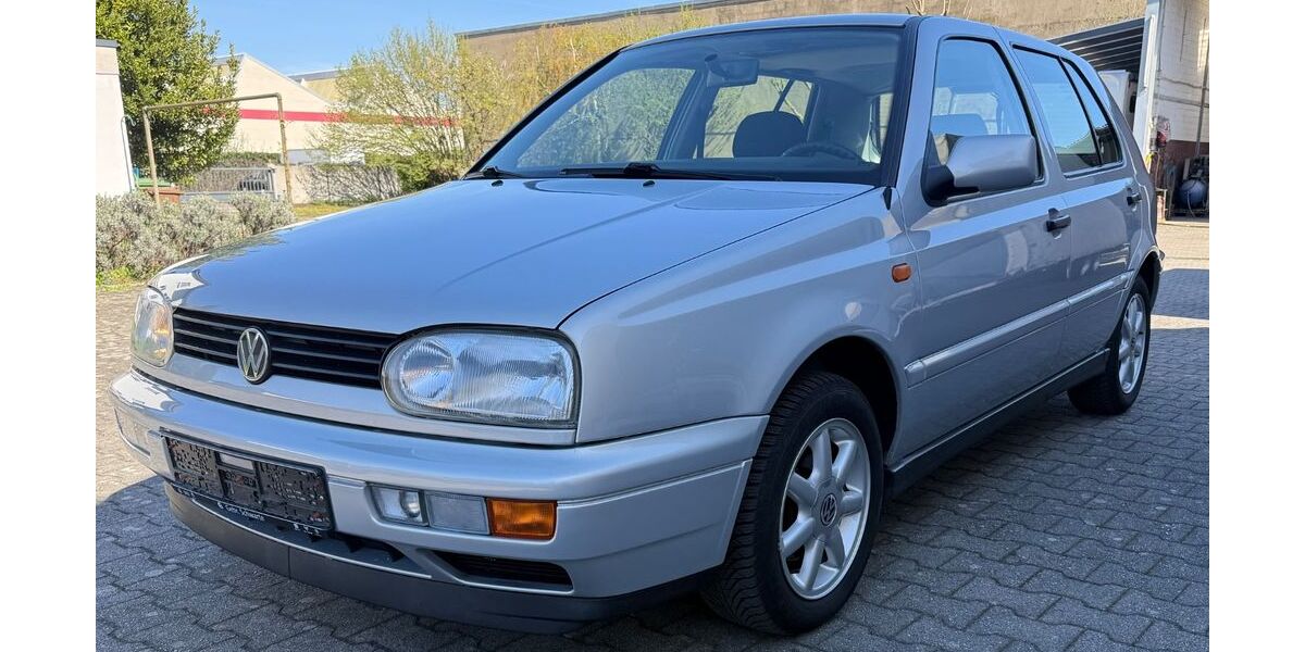 VW Golf 89.300 km 8.499 &euro; Viernheim 68519