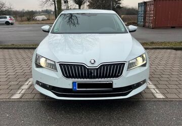 Skoda Superb 83.310 km 14.999 &euro; Dossenheim 69221