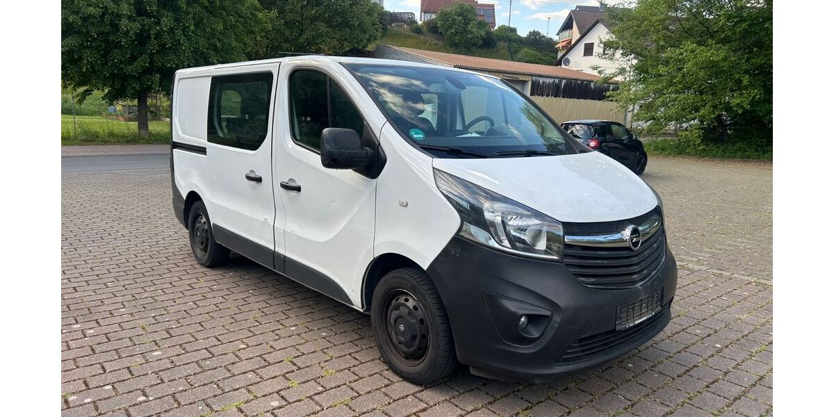 Opel Vivaro 181.000 km 11.299 &euro; schönau 69250