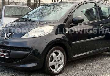 Peugeot 107 168.578 km 2.299 &euro; Ludwigshafen am Rhein 67065