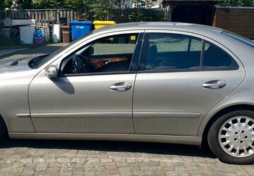 Mercedes-Benz E 200 247.065 km 3.500 &euro; Heidelberg 69124