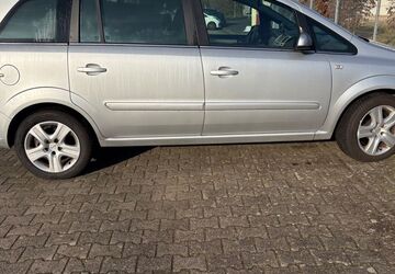 Opel Zafira 176.040 km 4.999 &euro; Ketsch 68775