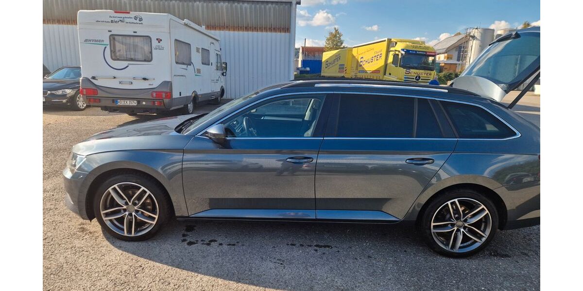 Skoda Superb 152.000 km 14.990 &euro; Waibstadt 74915