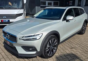 Volvo V60 44.891 km 33.990 &euro; Sandhausen 69207