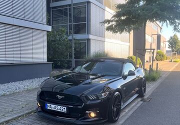 Ford Mustang 94.000 km 28.900 &euro; Mannheim 68259